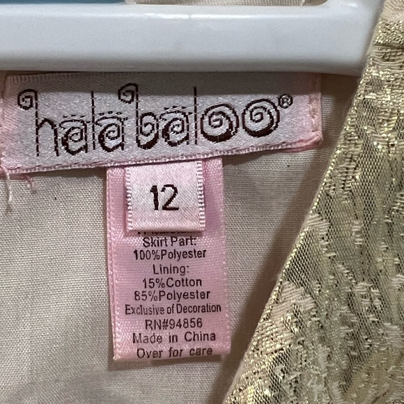Girls beautiful dress ❤️ with gold sparkles by halabaloo size 12. - Picture 5 of 5